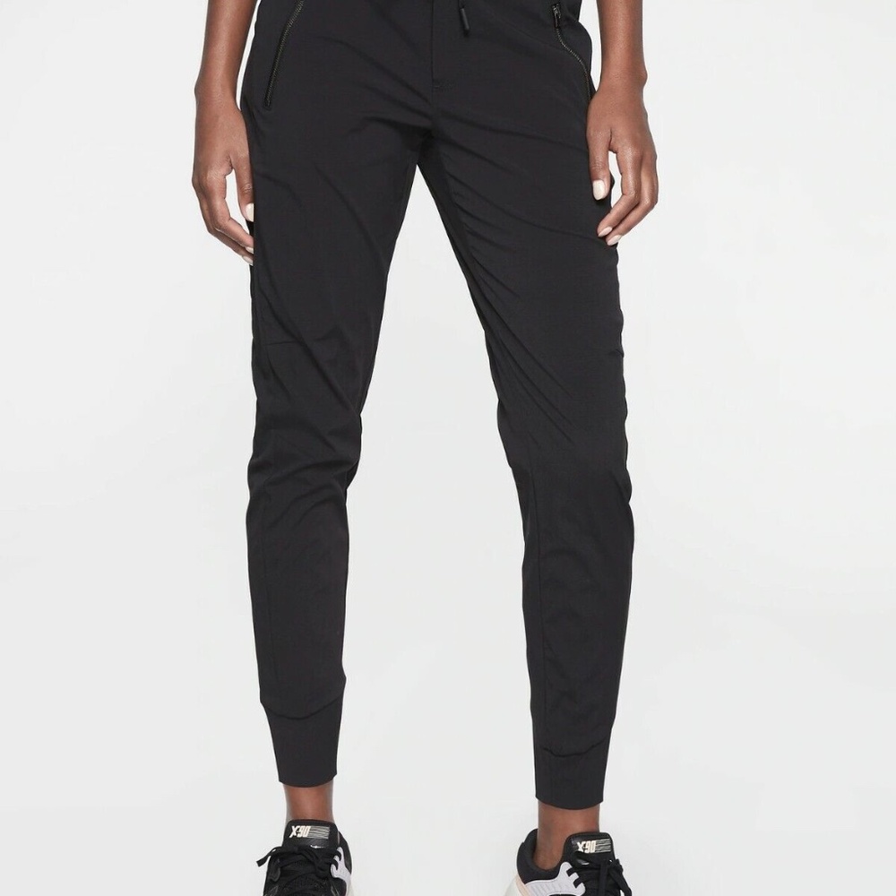 Athleta Trekkie North Joggers
